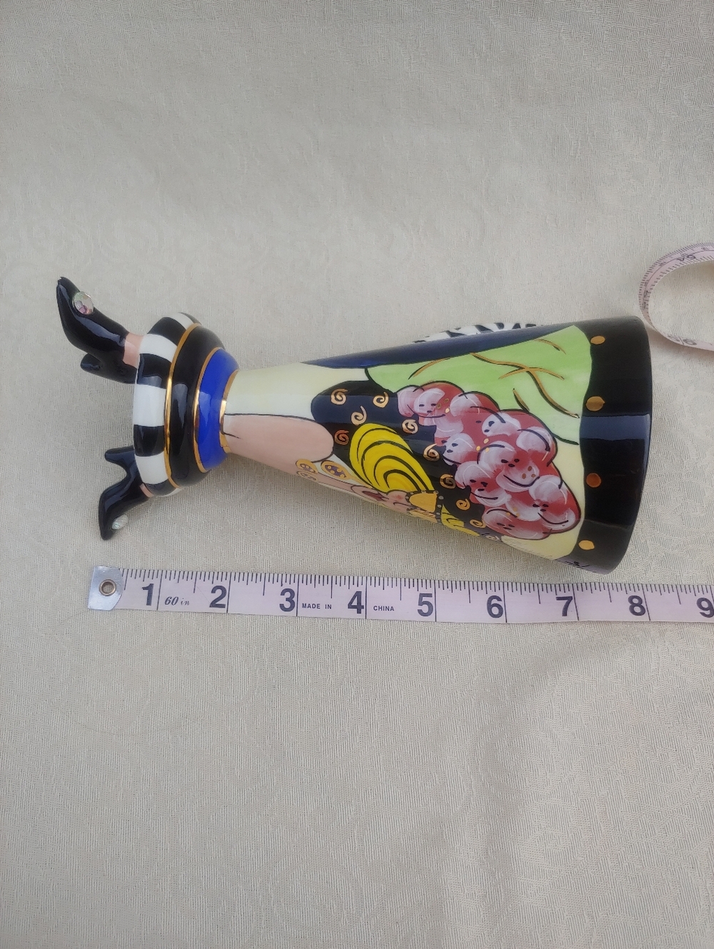 Lynda Cornielle SWAK Vintage Aunt Girtie Hand Painted Footed Mug - Picture 11 of 15